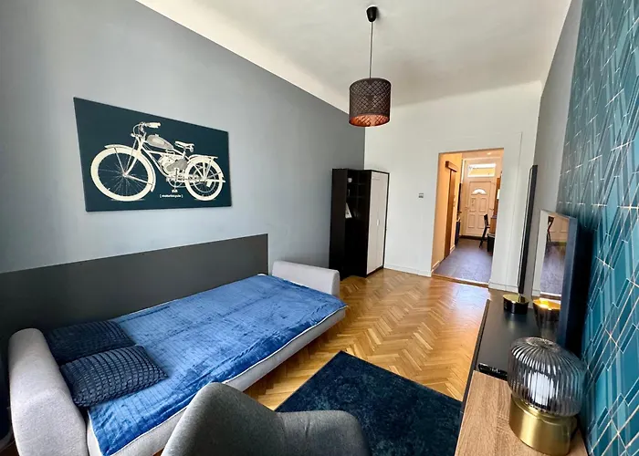 Tarsashazi Lakas Budapesten Koezel Mindenhez